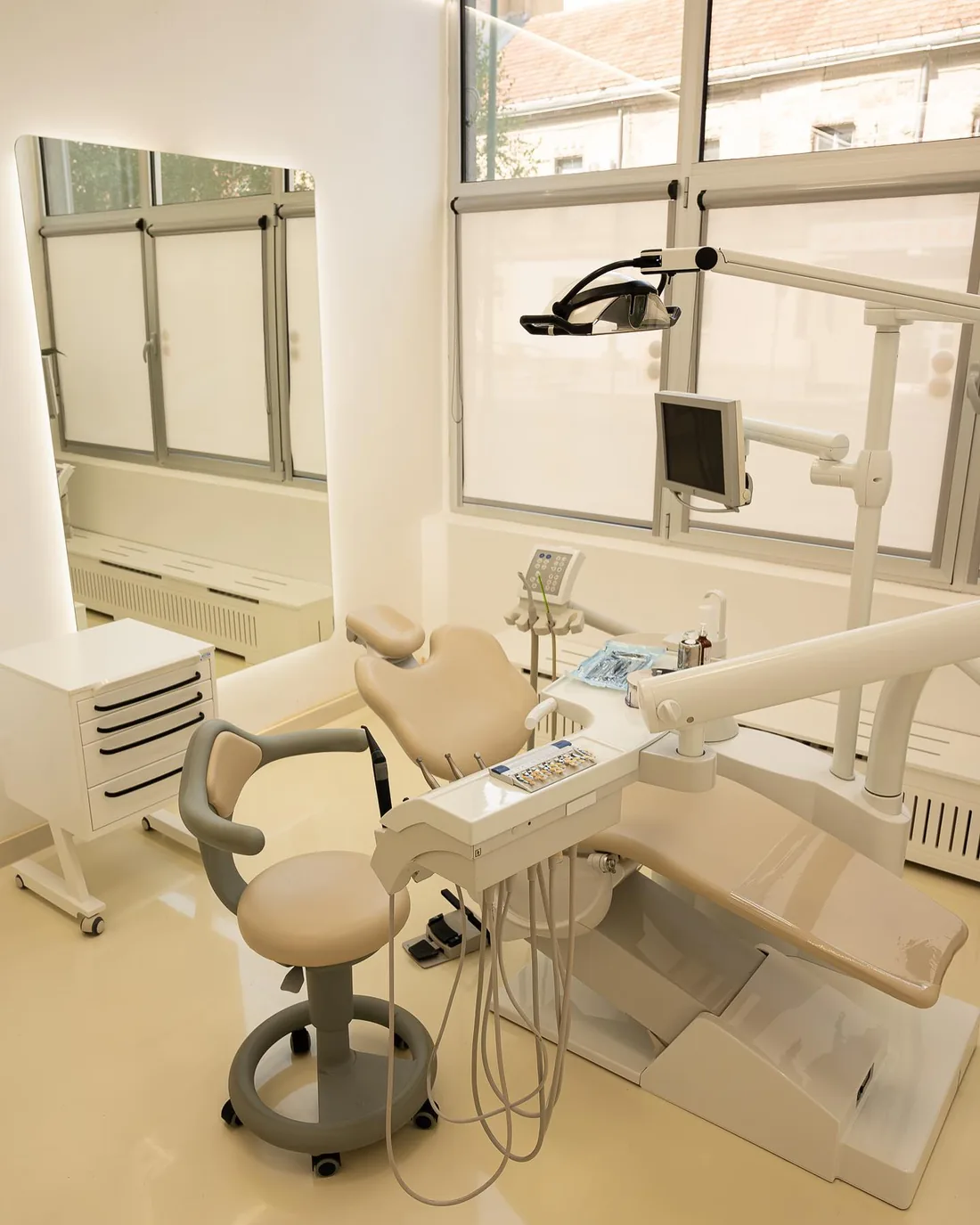 Ordinacija okupana dnevnim svjetlom